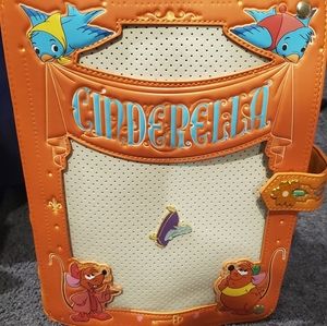 Backpack purse lounge fly